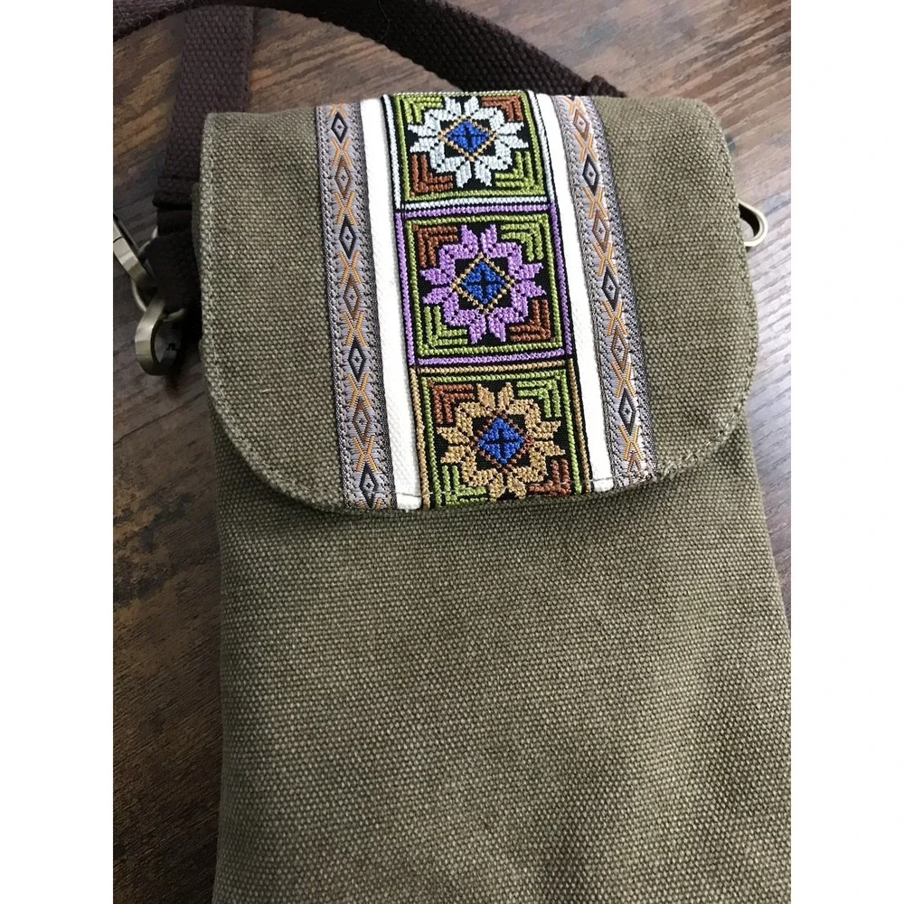 Embroidered Bohemian Canvas Flip Crossbody Small Cell Phone Bag Green And Brown‎
